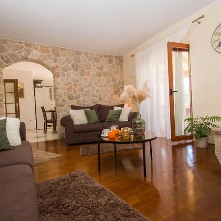 Villa Marijana Konjevrate