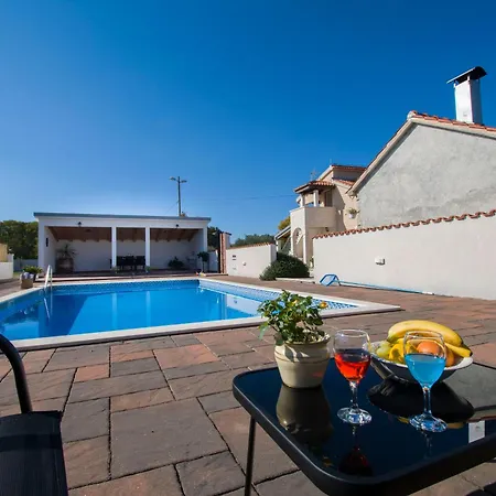 Marijana Villa Konjevrate